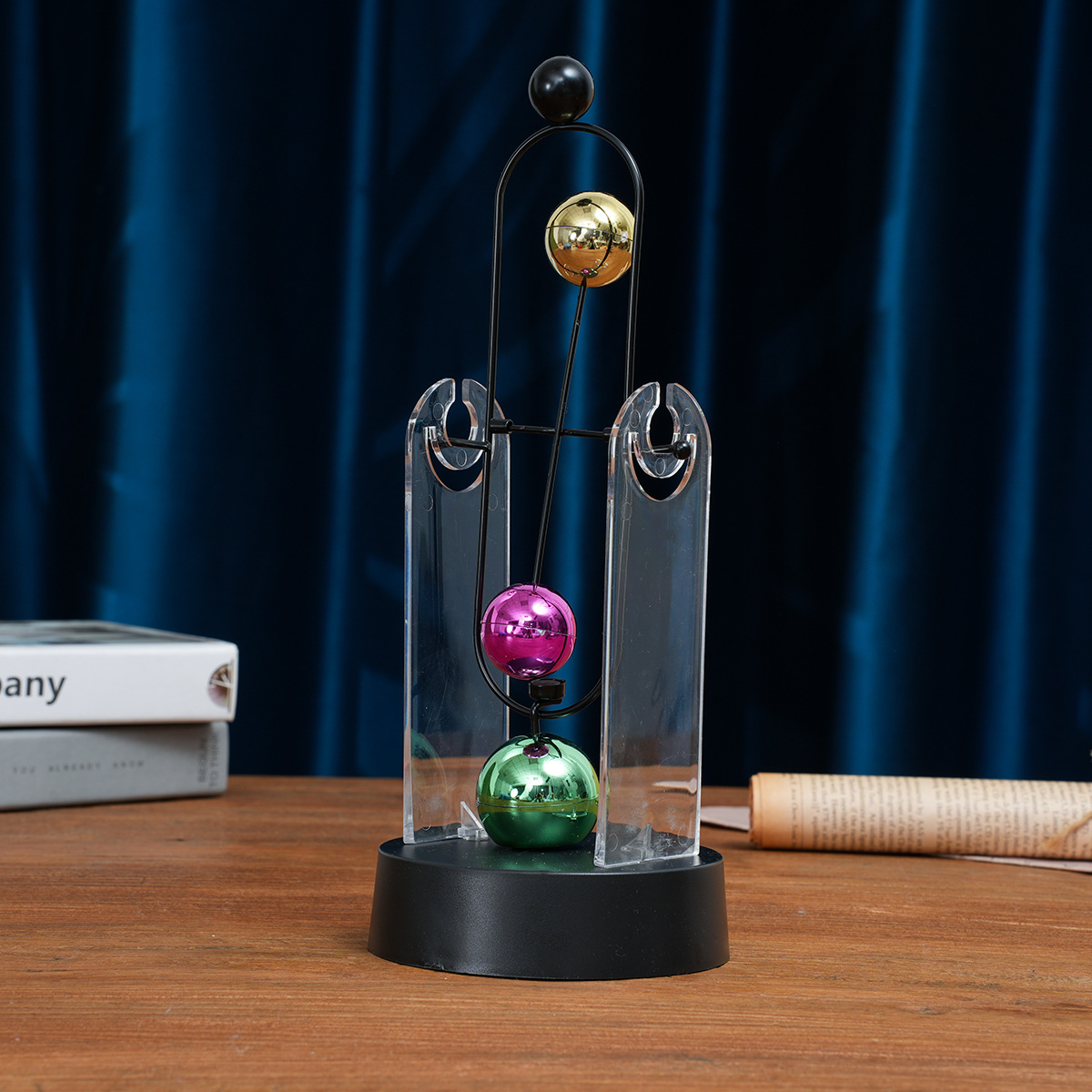 Newton Pendulum Perpetual Moti - مراجعة Newton Cradle Large وسعره